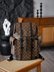 Lous Vuitton Christopher MM