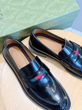 Guci Classic Web Loafer - Timeless Italian Heritage