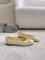 Jmmy Cho Elme Embellished Leather Ballet Flats - Yellwo