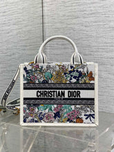 Diour Book Tote "Lucky Dior" - White Pixel Motif