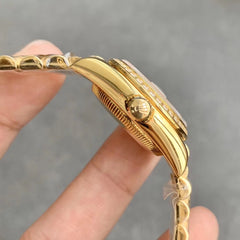 Rolx Lady-Datejust 28 – 18 ct Yellow Gold Diamond-Set Bezel