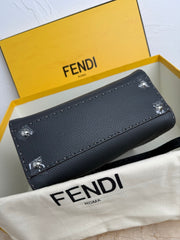 Fend Peekaboo Soft Bag - Black