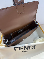 Fend Baguette Selleria - Iconic Stitching Edition - brown