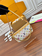 Lous Vuitton Pochette Accessoires bag