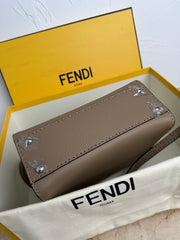Fend Peekaboo Soft Bag - Beige