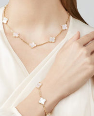 Van Cleef Vintage Alhambra Pendant, 10 motifs