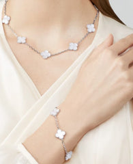 Van Cleef Vintage Alhambra Pendant, 10 motifs