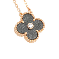 Van Cleef & Arpels Vintage Alhambra holiday pendant 2023