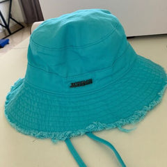 Jacquemus bucket hat
